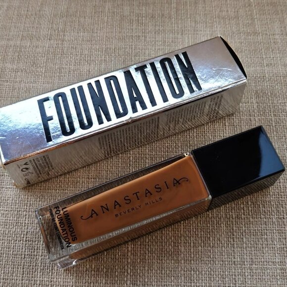 Anastasia Beverly Hills Other - Anastasia Beverly Hills Foundation Luminous 520W 30ml/1 fl oz New in box